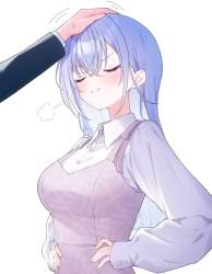 704967 B