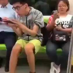 460125 B