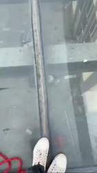 526364 B