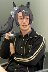 466573 B