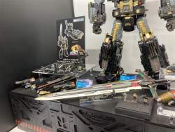 705614 B