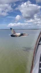 4748744 B