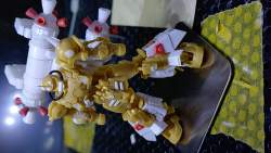 2351592 B