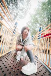 597781 B