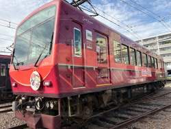 275626 B
