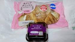 878991 B