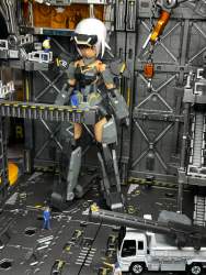 605929 B