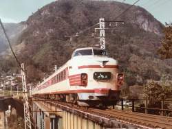 989571 B
