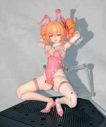 805982 B