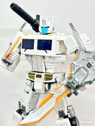 1015430 B